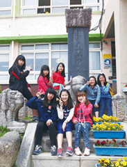 김해합성초등학교 학생들