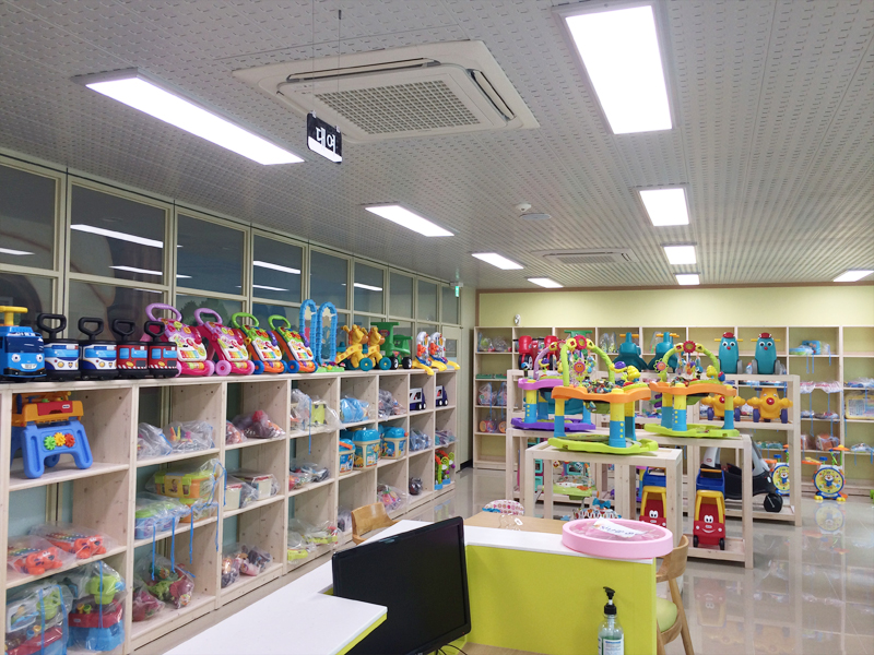 장남감은행 모습