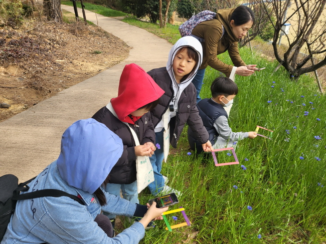 예쁜 봄꽃을 관찰해요