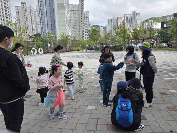 충매화 놀이를 해요