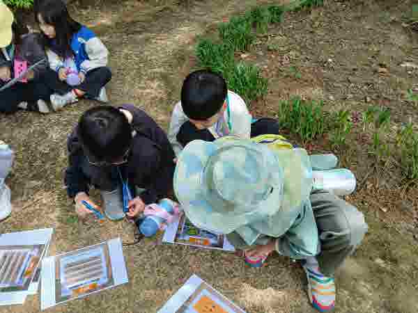 퀴즈를 풀며 생물을 생각해요