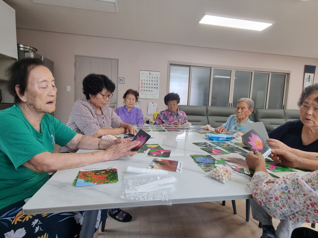 소락경로당-하늘에서 내려온 벌레 이야기에 감동