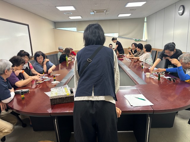 오늘은 뜨거운 태양 만큼 참여 열기가 높은 날. 사회복지학과 실습생들도 함께 했습니다